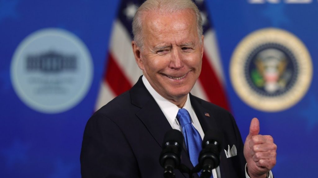 joe biden balcony