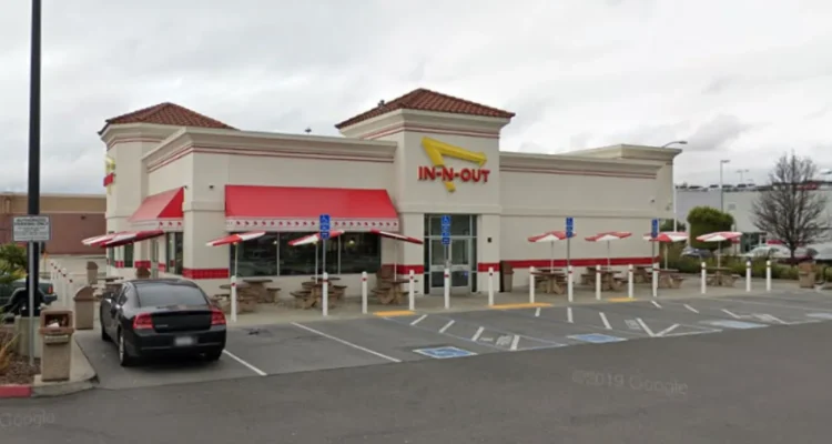 in-n-out-burger-chain-oakland-california