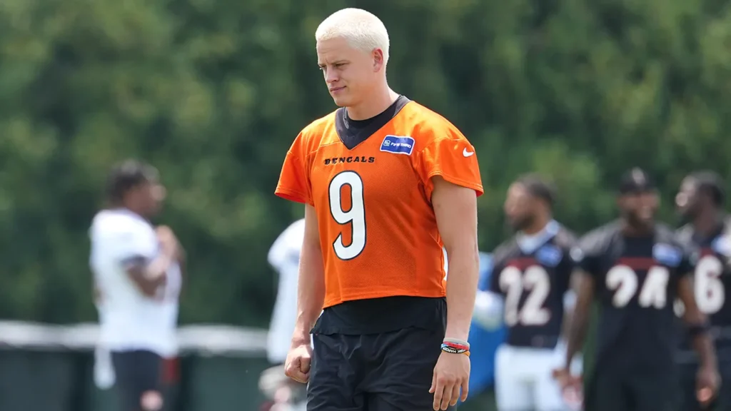 bengals quarterback joe burrow white dudes for harris