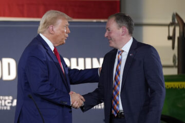 trump shaking hands with lee zeldin