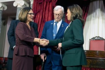 kamala harris handshake