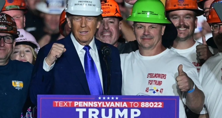 trump with steelworkers