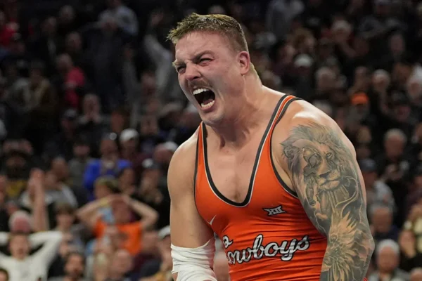 college wrestler wyatt hendrickson