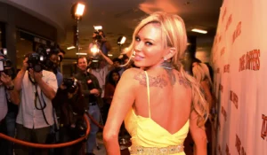 Former Adult Film Star 'Switches Sides' After Embracing Faith