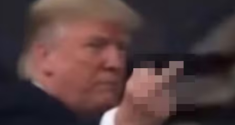 white house defends trump middle finger factory heckler