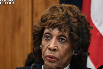 maxine waters scott bessent