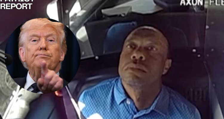 tiger woods talking with the president